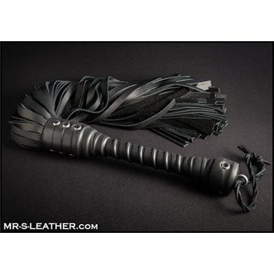 Full Master Cowhide Flogger